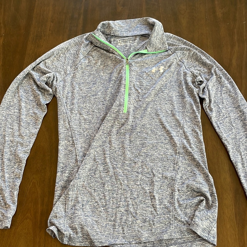 Navy/gray underarmour quarter zip pull over. Size small